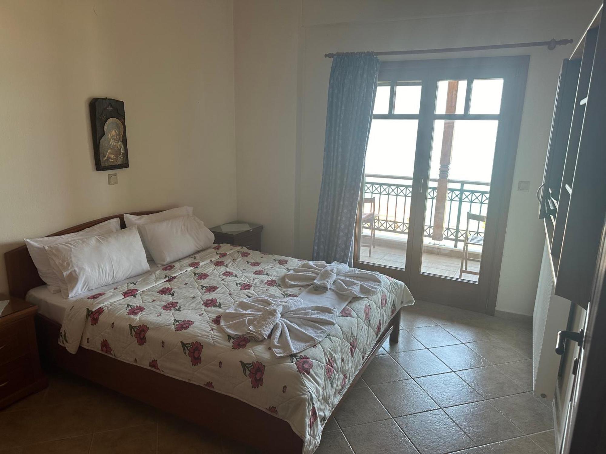 Mpalmpanas Apartment *